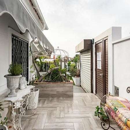 Nyaraló Malagasuite Plumaria House Benalmádena